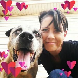 Meet your Posher, Crystal